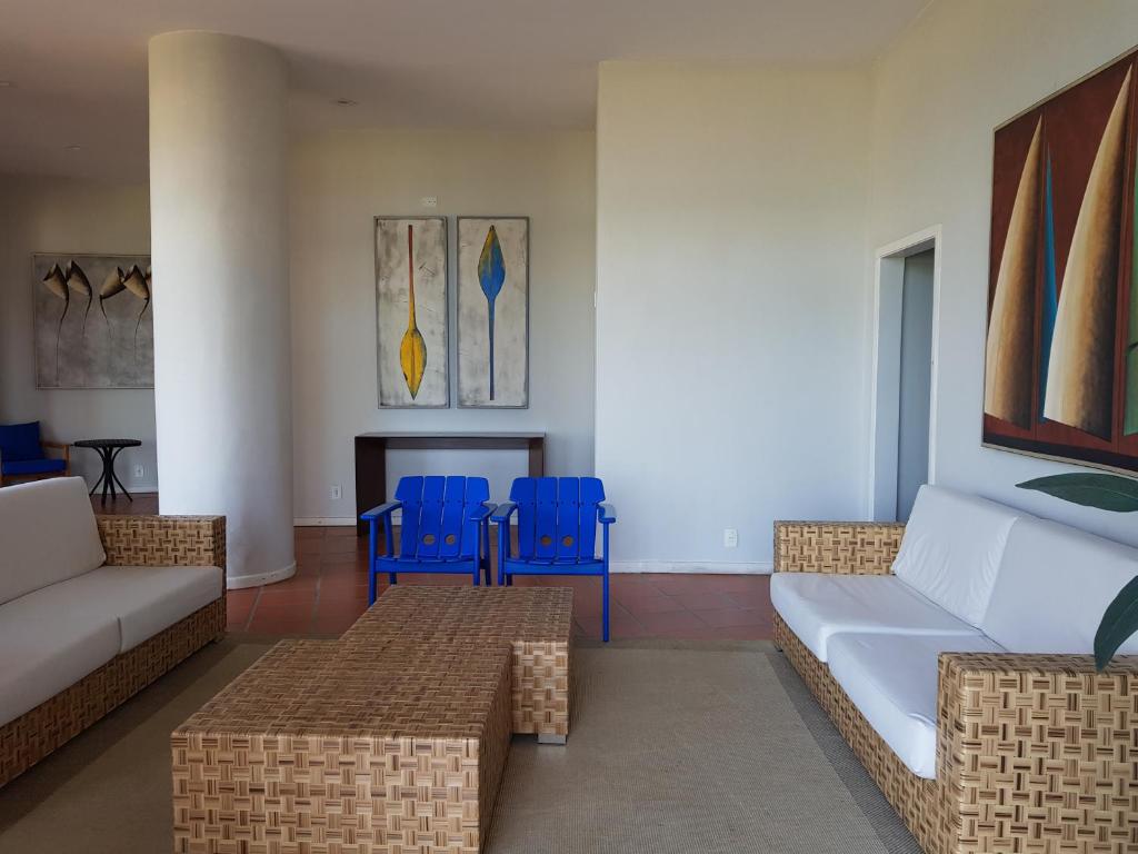  Apartamento pé na areia com vista do mar no Cond Costa Verde Tabatinga