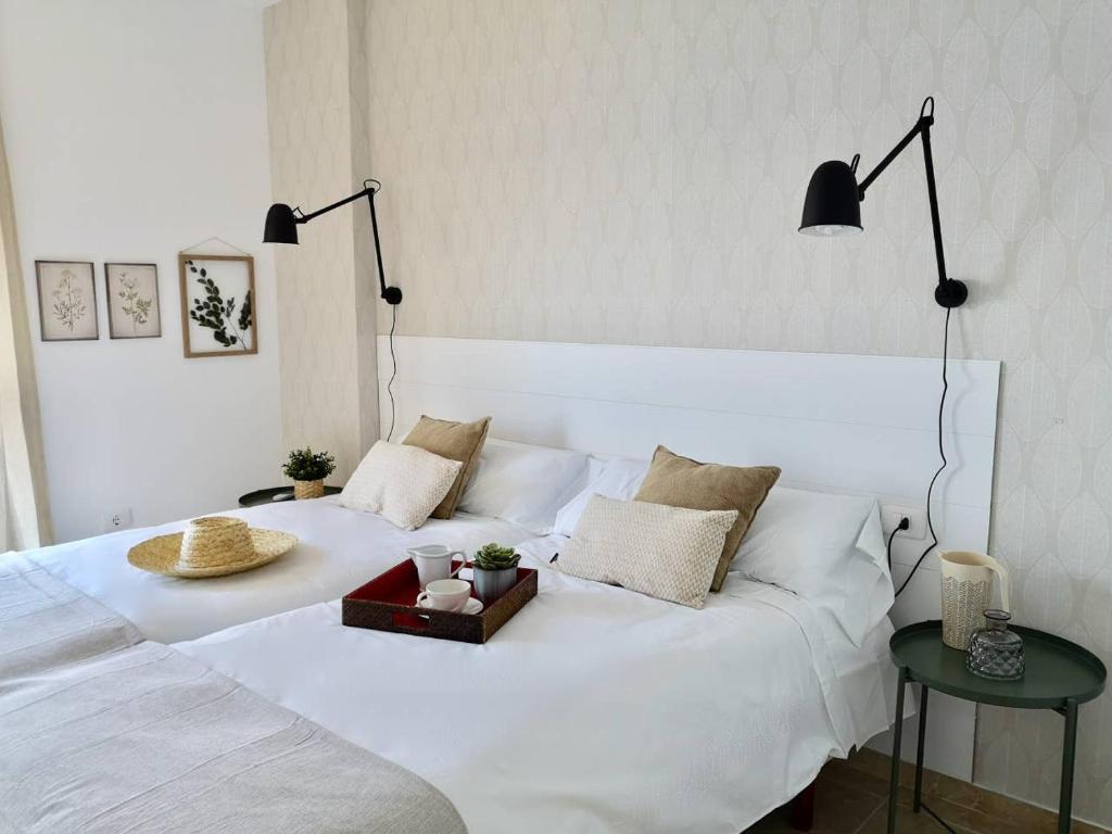 Posteľ alebo postele v izbe v ubytovaní Magnific flat with panoramic sea views