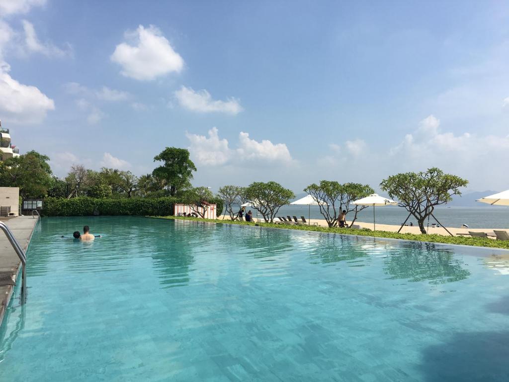 Bazén v ubytování HuiZhou HuaYangNian Seaview Guesthouse nebo v jeho okolí