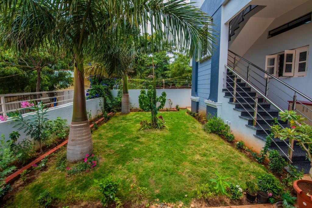 Zahrada ubytování Arjun Homestay
