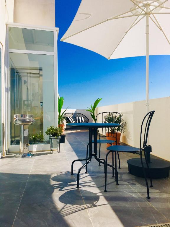 Balkón nebo terasa v ubytování Deluxe Penthouse Charming Location Rooftop Views