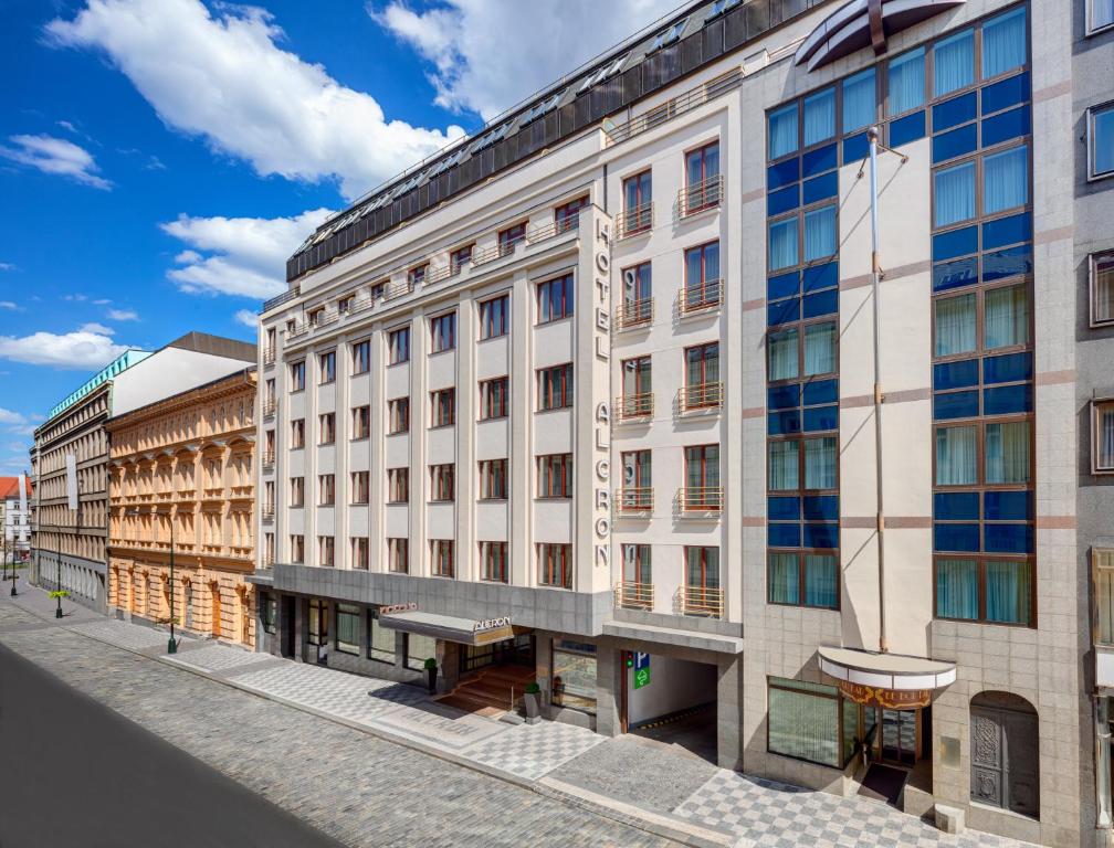 Budova, kde se hotel nachází