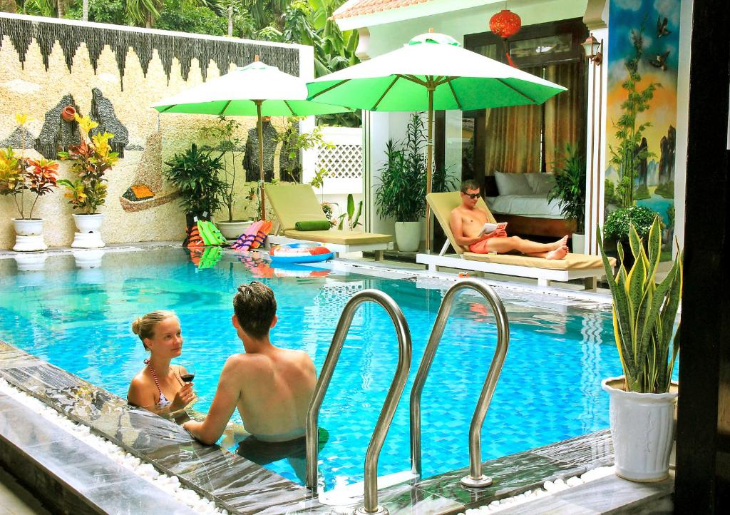 Bazén v ubytování Green Island Villa Hoi An nebo v jeho okolí