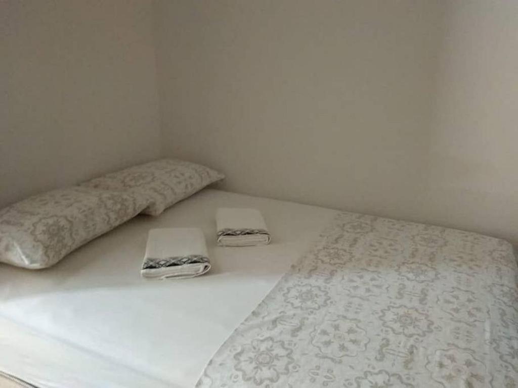  APARTAMENTO CIDADE VERDE 5