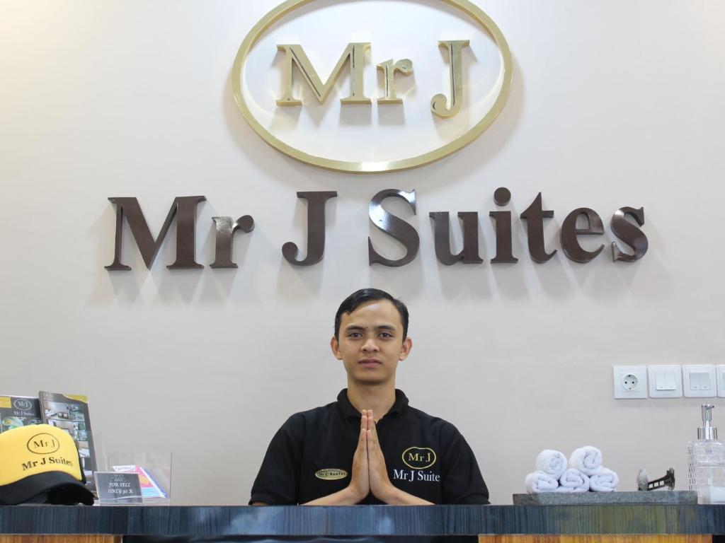 Mr J Suites Hotel Tegal