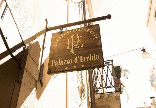 Certifikát, hodnocení, plakát nebo jiný dokument vystavený v ubytování Hotel Palazzo D'Erchia