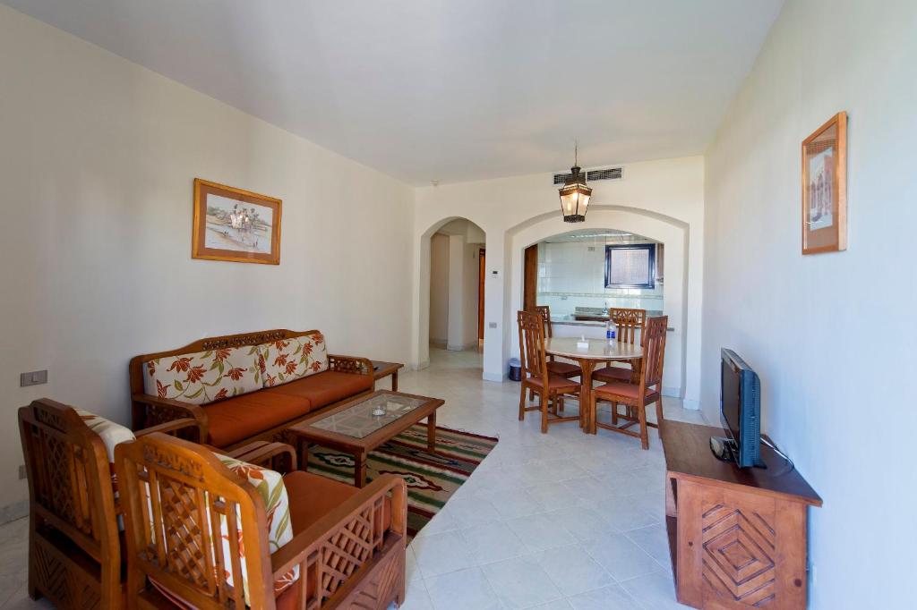 Amphoras Beach - Ultra All Inclusive - Two-Bedroom Chalet