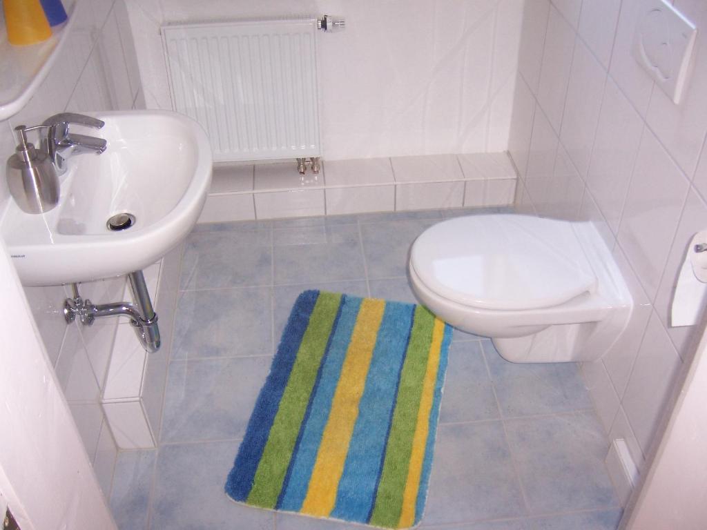 Koupelna v ubytování Haus am Roseneck