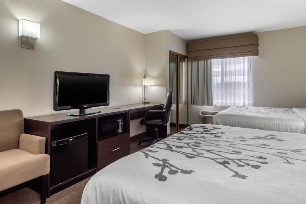 Sleep Inn & Suites Allendale - Queen Room With Two Queen Beds - Non-Smoking