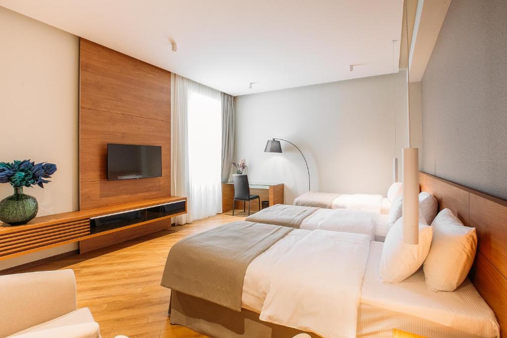 TV a/nebo společenská místnost v ubytování Hotel Tbilisi Tower