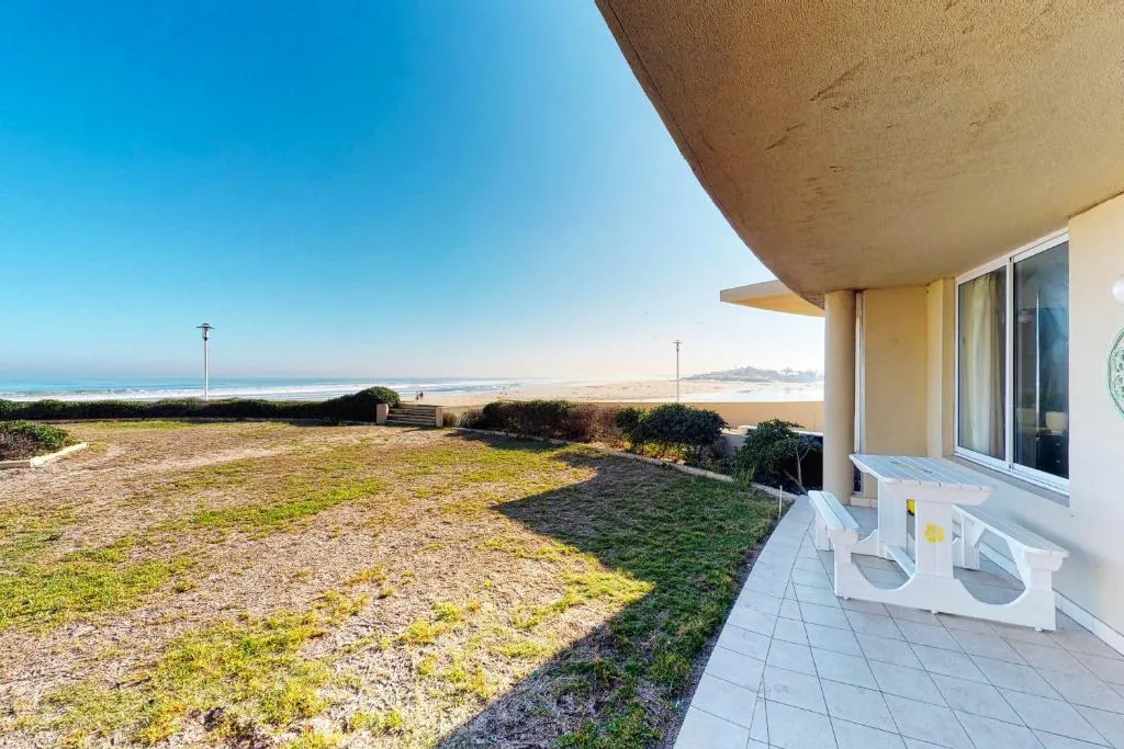 Luxury on the Beach, Lagoon Beach, Cape Town, South Africa