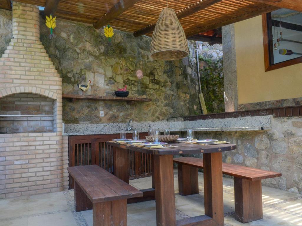  LINDA CASA COM PISCINA E VISTA ESPETACULAR