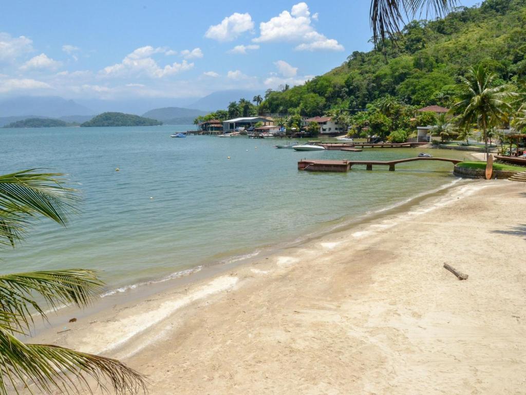  CASA PARADISÍACA COM PRAIA PARTICULAR E PISCINA