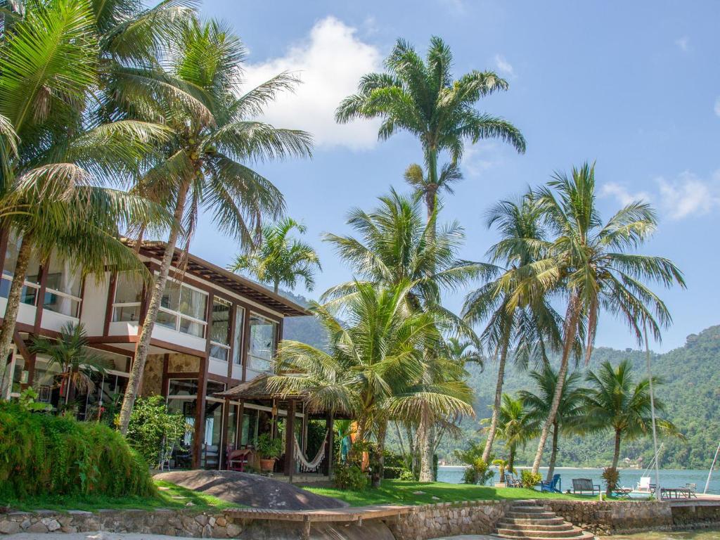  CASA PARADISÍACA COM PRAIA PARTICULAR E PISCINA