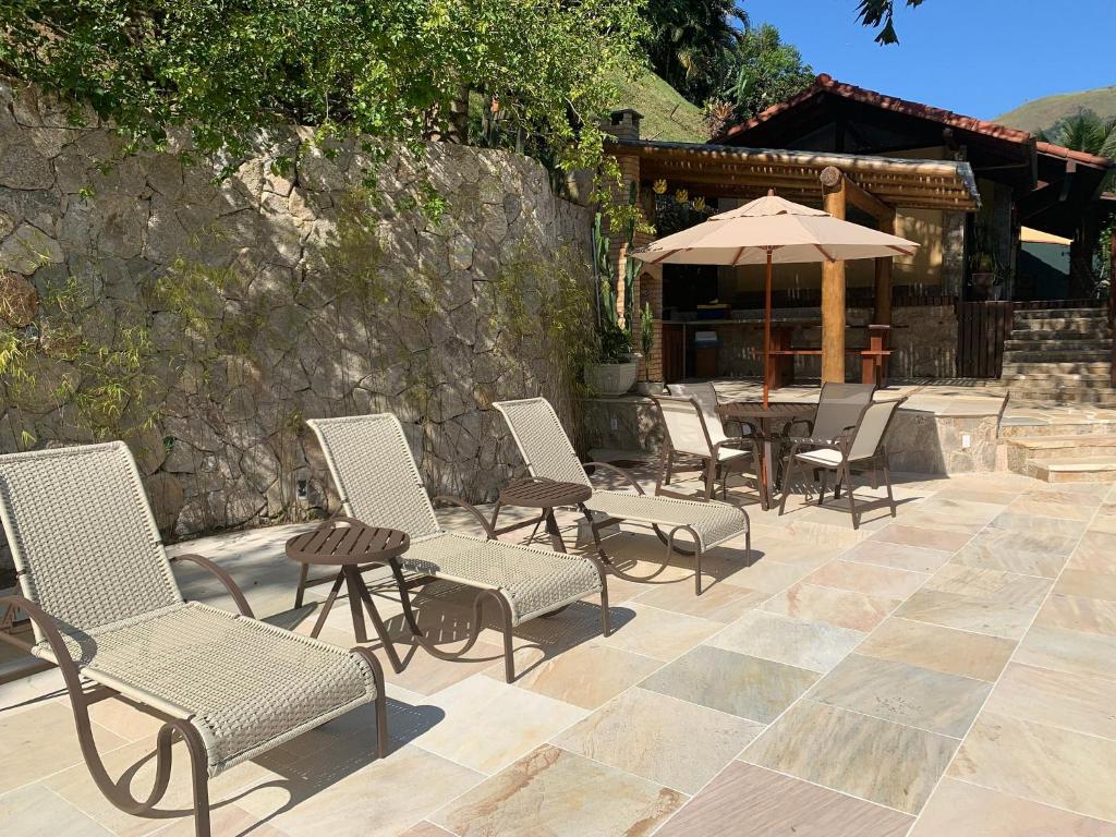  LINDA CASA COM PISCINA E VISTA ESPETACULAR