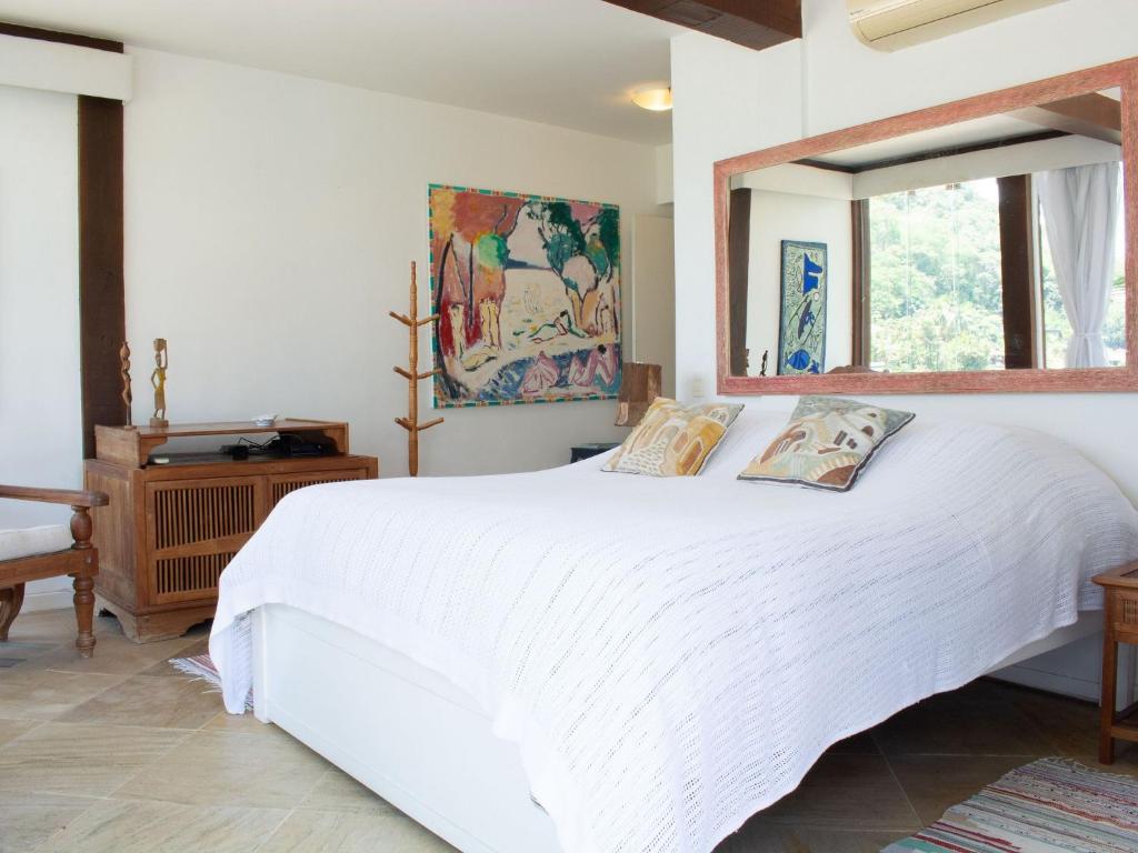  CASA PARADISÍACA COM PRAIA PARTICULAR E PISCINA