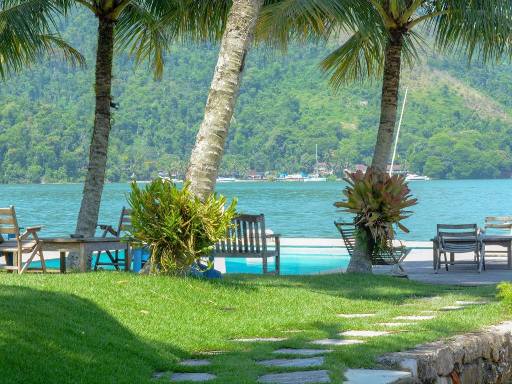  CASA PARADISÍACA COM PRAIA PARTICULAR E PISCINA