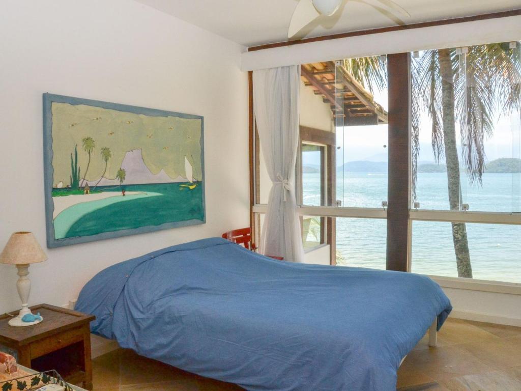  CASA PARADISÍACA COM PRAIA PARTICULAR E PISCINA