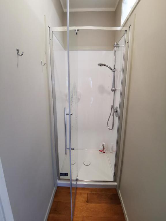 Regent Residential Villa - Resim 23