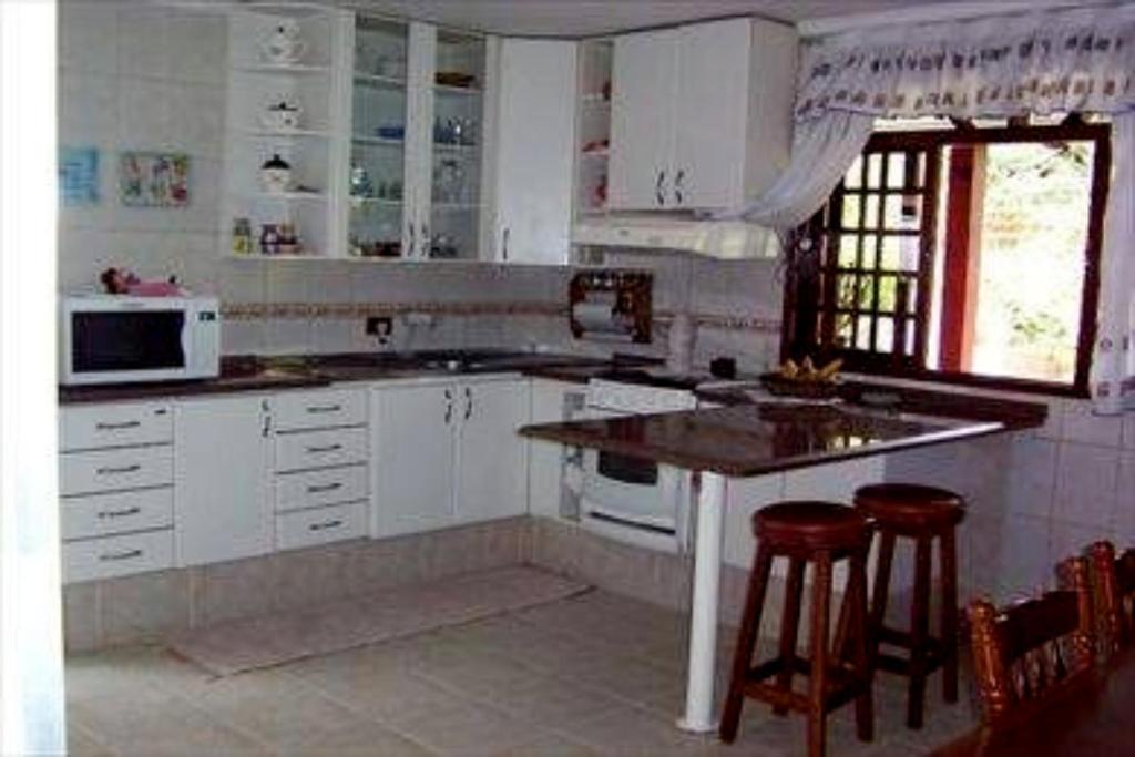  Country House with Pool in the Condominium Clube de Campo Recanto Verde