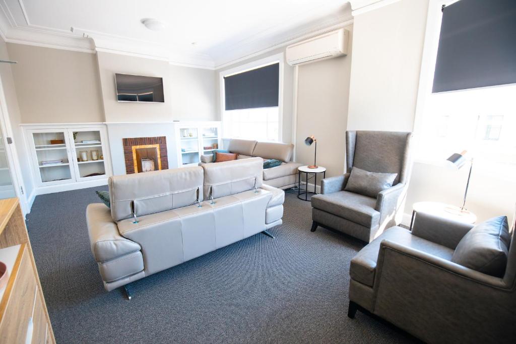 Horse and Jockey Hotel Homebush - Resim 19