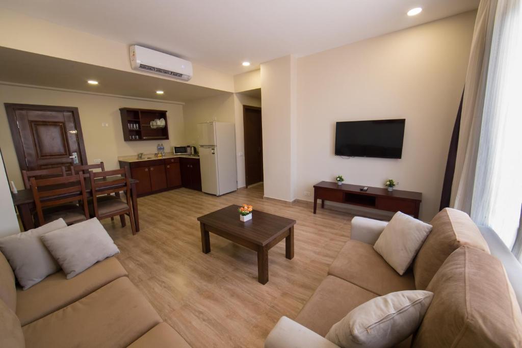 The Home Dreamland - 16