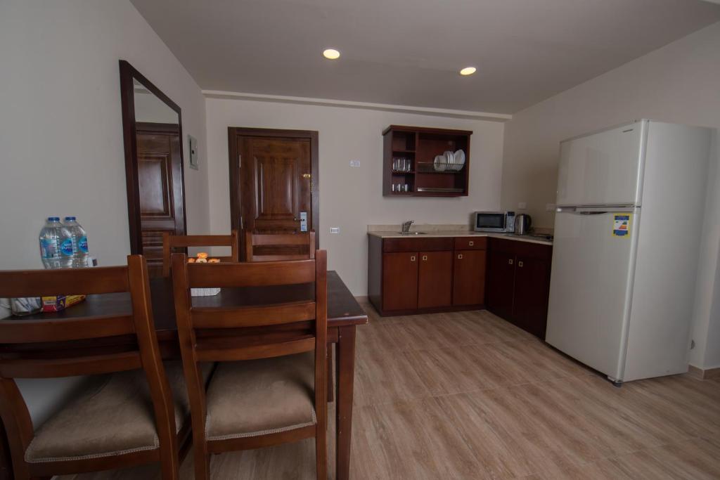 The Home Dreamland - 19