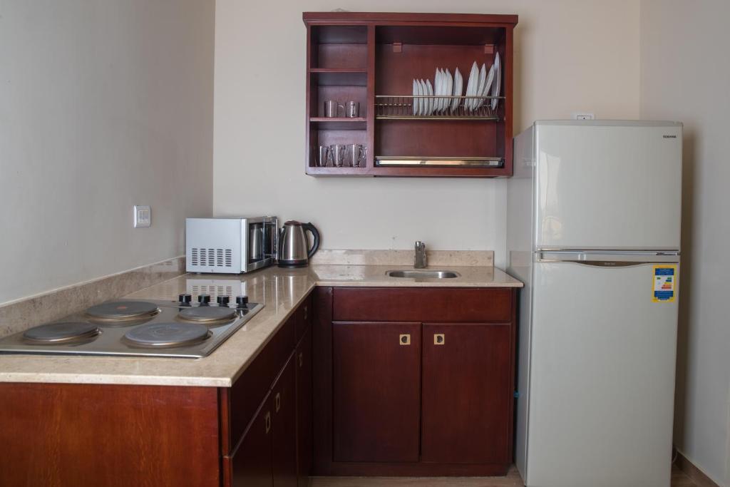 The Home Dreamland - 1