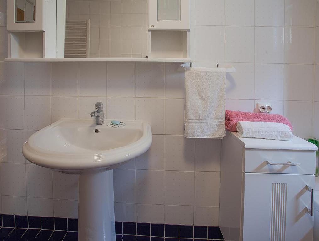 Koupelna v ubytování Guesthouse Rota