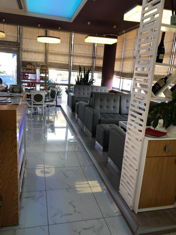 Posezení v ubytování ELJOS HOTEL