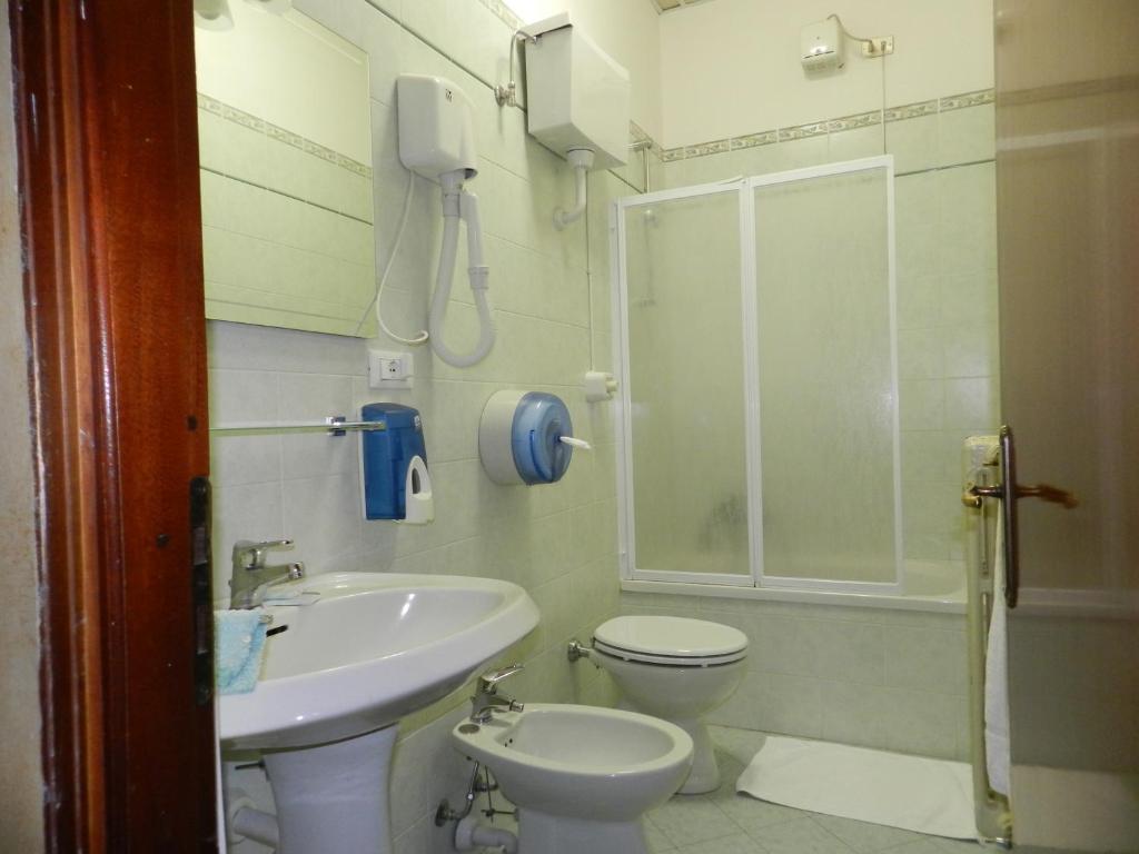 A bathroom at Appartamenti Valdocco