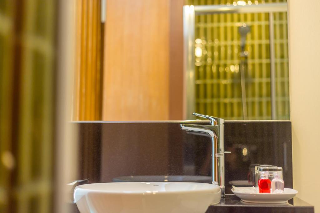 The Signature Hotel @ Thapae - Resim 40