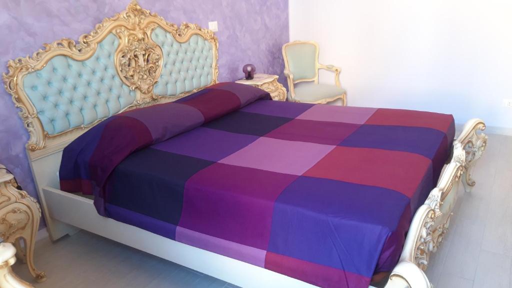 Posteľ alebo postele v izbe v ubytovaní Allegra's house Cipro