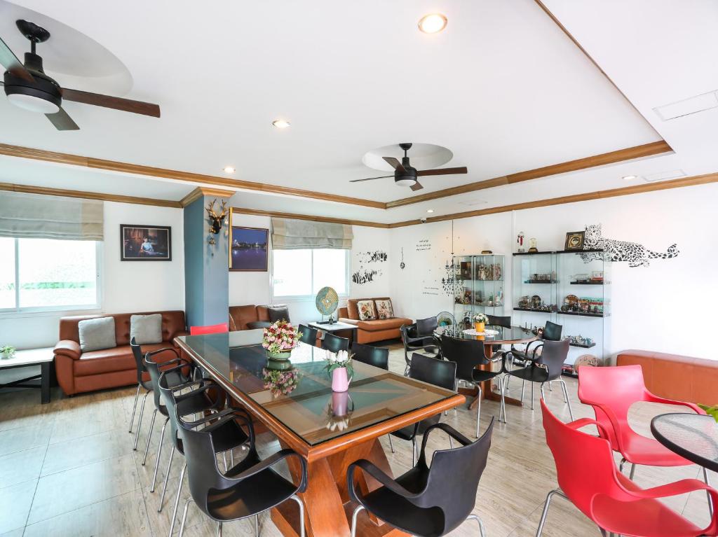 The Lilly Hotel - Resim 43