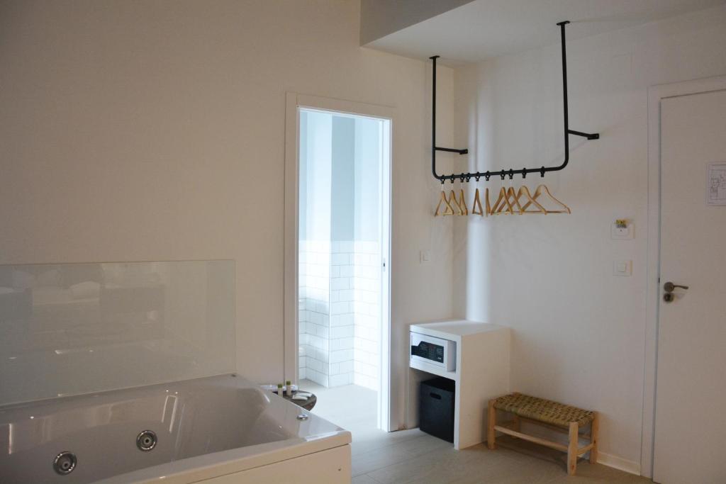 YOU & CO. Saler Beach Boutique - Resim 17