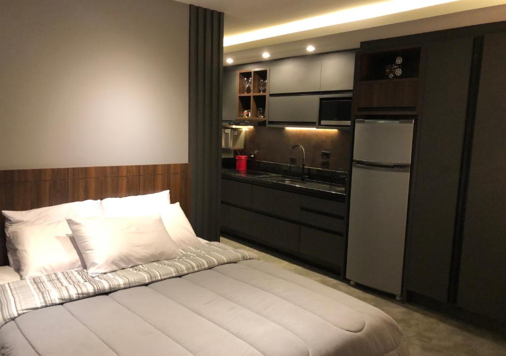  Apartamento super bem decorado em frente ao shopping