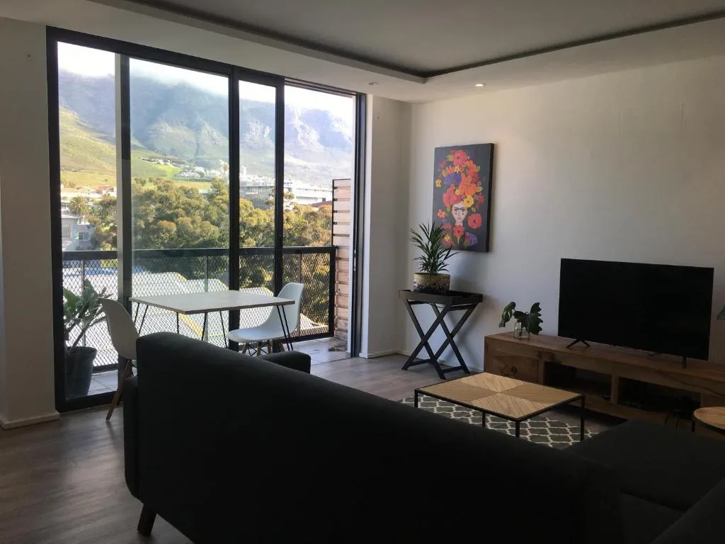 Trendy Woodstock Apartment with Mountain Views, Cape Town, South Africa