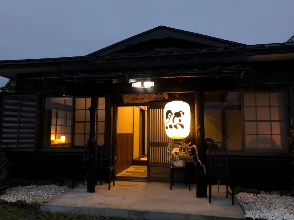 Fotografie z fotogalerie ubytování Guest House Zen v destinaci Yamanakako