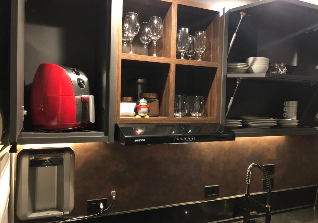  Apartamento super bem decorado em frente ao shopping