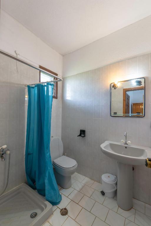 Koupelna v ubytování Natasa Hotel
