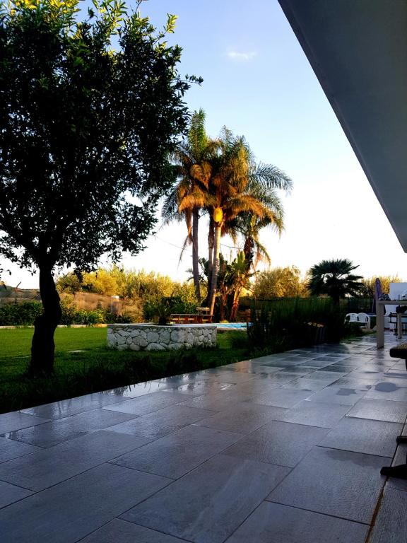 Ogród w obiekcie Casa vacanza le tre palme