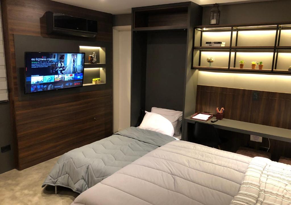  Apartamento super bem decorado em frente ao shopping