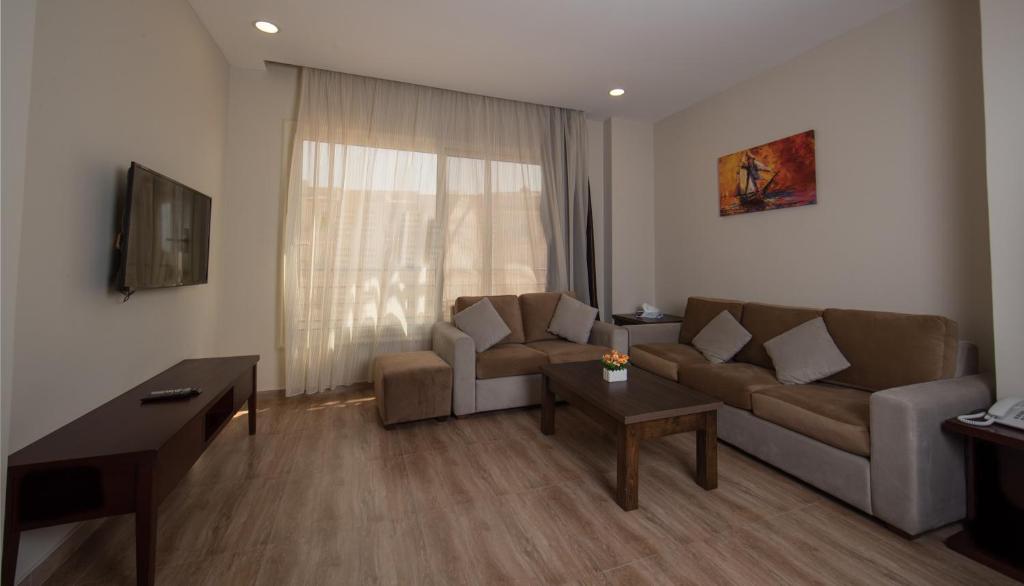 The Home Dreamland - 17