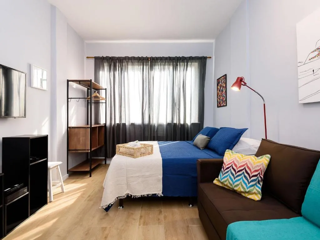 Omar do Rio - BC703 - Studio Moderno, Internet 35mbps, Smart TV a 05 minutos das Praias de Ipanema, Copacabana e Arpoador, 100metros do Metrô General Osório, Rio De Janeiro, Brazil