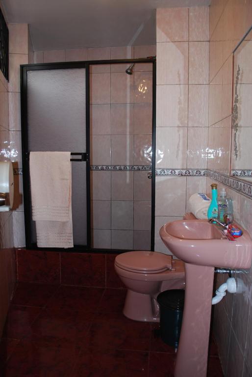 Koupelna v ubytování Hotel Gran Quitumbe
