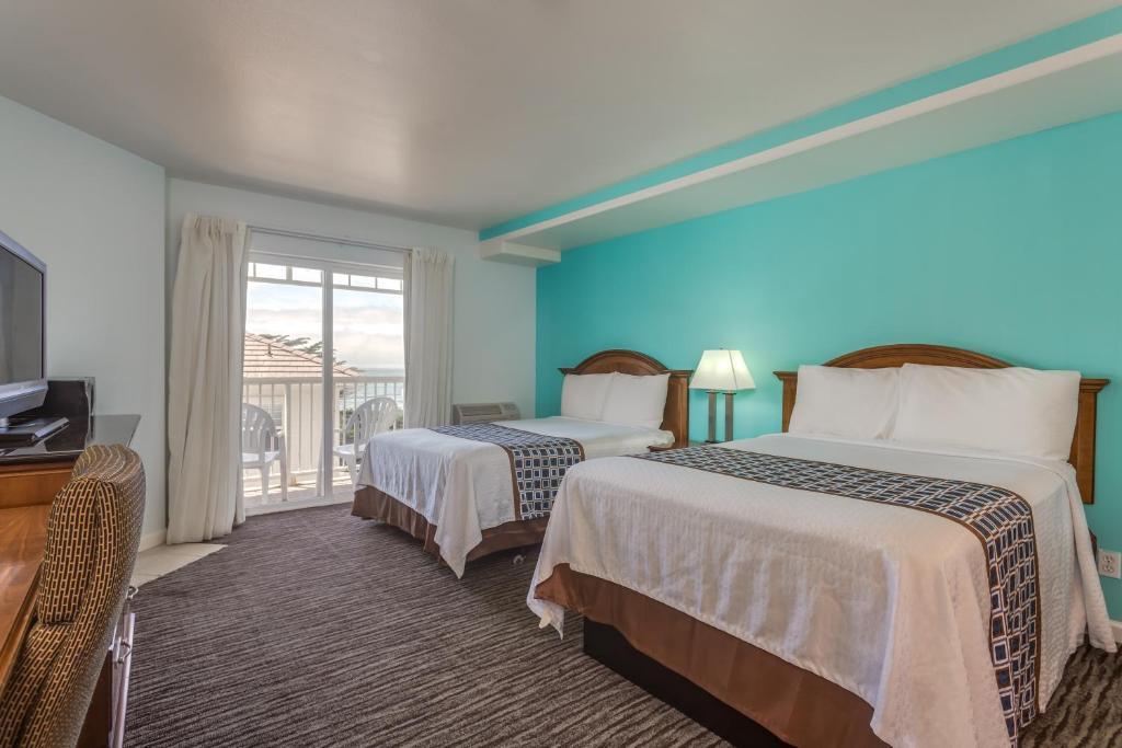 Pacifica Beach Hotel photo