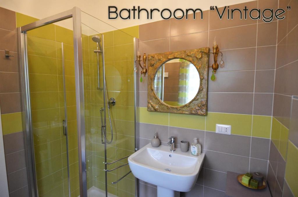 Kúpeľňa v ubytovaní Room & Breakfast Nettuno 29