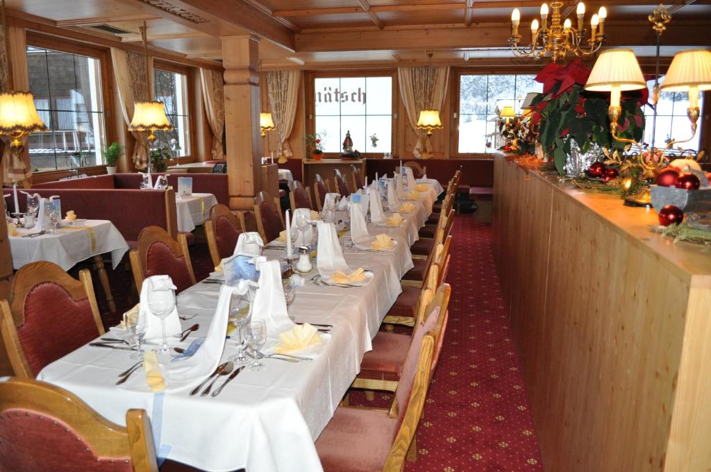 Restaurace v ubytování Pension Belvedere