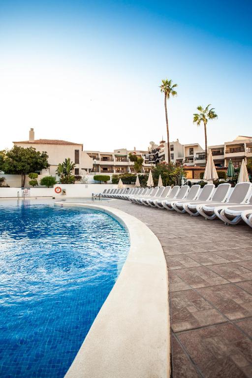 Spectacular Ocean Apartment with AirCon and Free Parking in ...