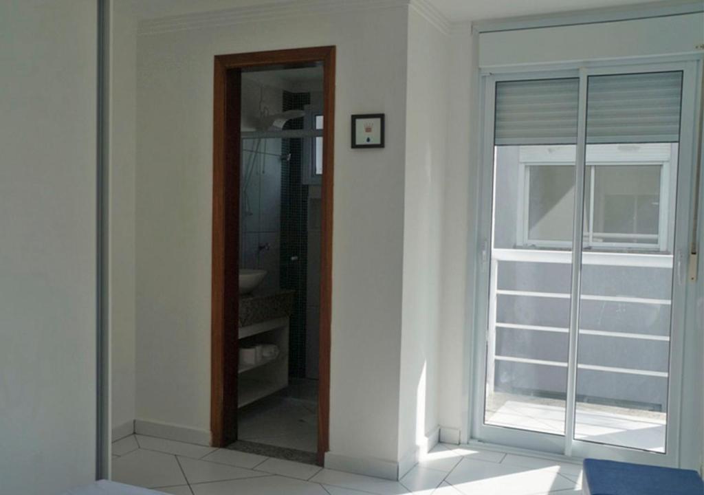  Ubatuba Condominio VII Frente Mar